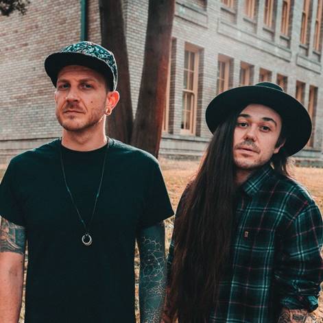 https://cdn.indiemusicreviews.net/images/pretty-awkward-deliver-friends-with-benefits-pop-in-new-single-woozy.jpg