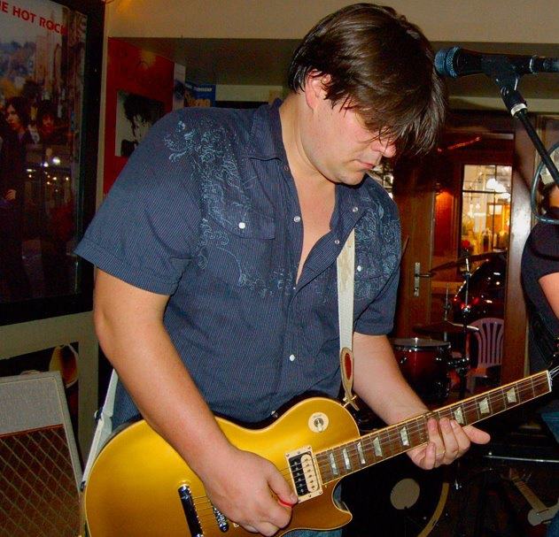 https://cdn.indiemusicreviews.net/images/redbelt-beautiful-surround.jpg