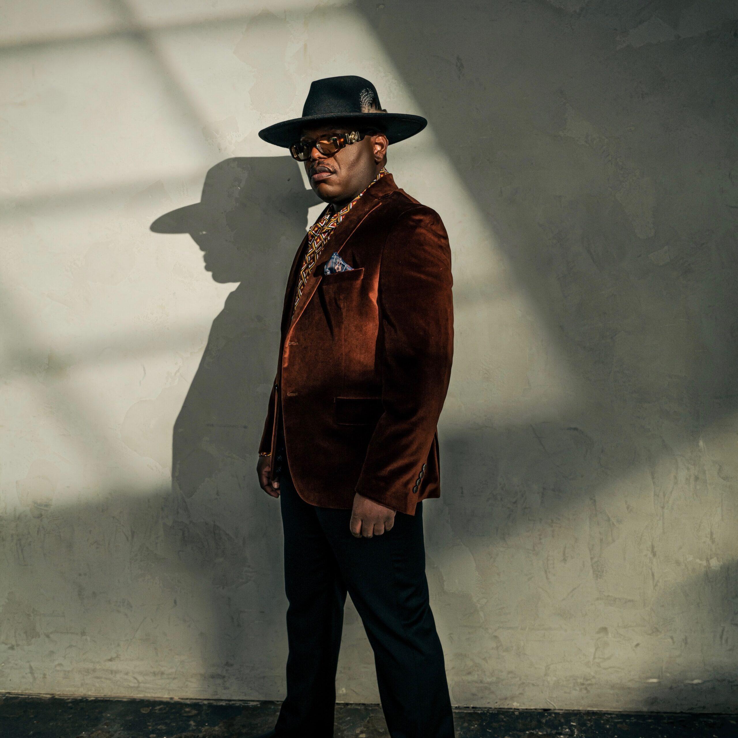 https://cdn.indiemusicreviews.net/images/resurgent-wave-of-rb-music-that-inspires-audiences-to-follow-their-hearts-trade-stevens-unveils-new-single.jpg
