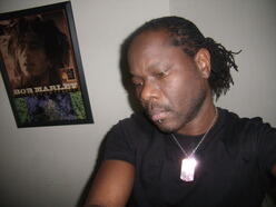 https://cdn.indiemusicreviews.net/images/russel-warner-fuses-the-island-and-big-apple.jpg