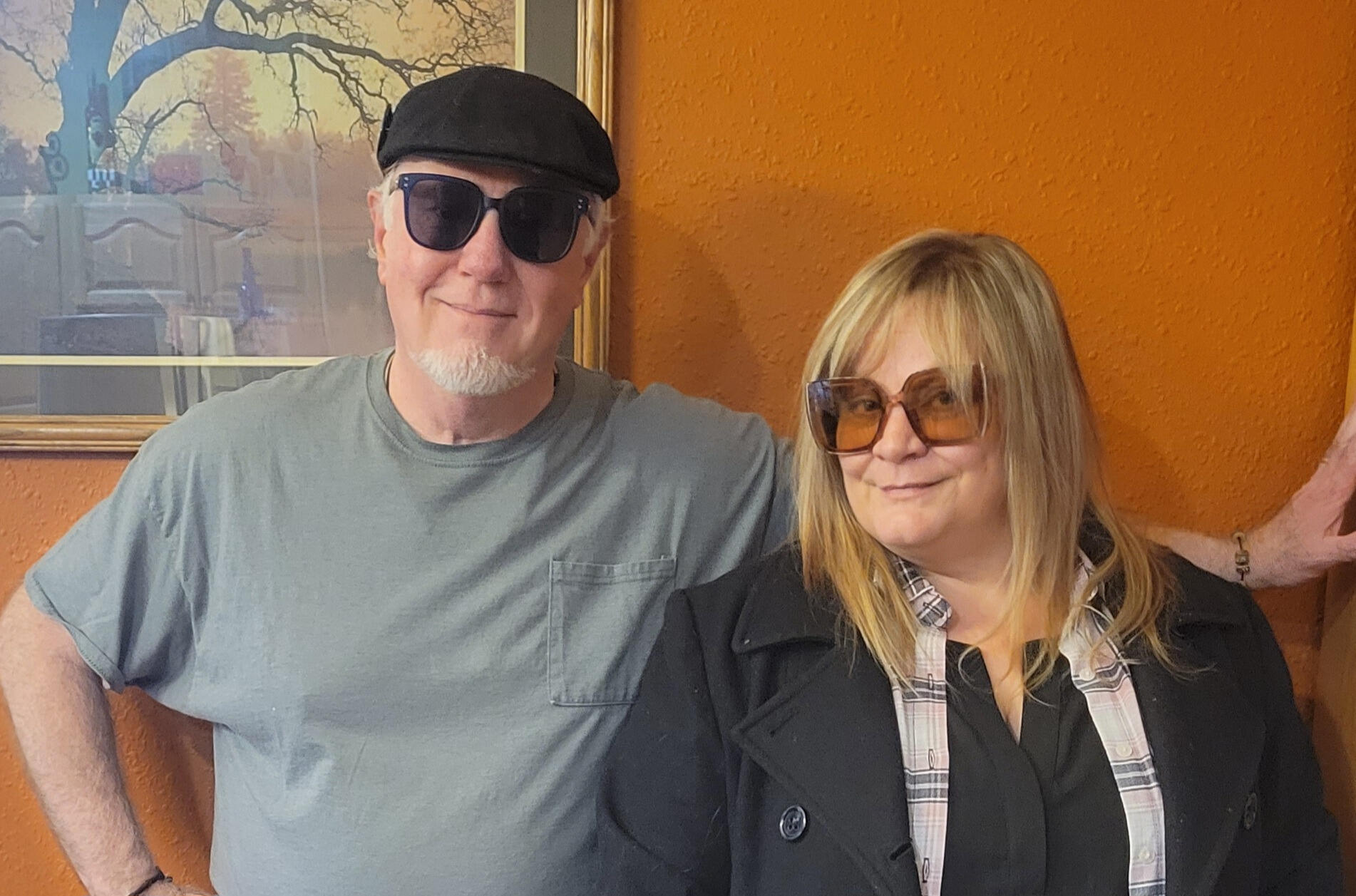 https://cdn.indiemusicreviews.net/images/sage-and-stone-offers-a-taste-of-the-70s-socal-folk-rock-scene-with-their-ep-release-silver-lining.jpg