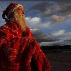 https://cdn.indiemusicreviews.net/images/santa-james-zyla-singer-songwriter-and-piano-musician.jpg