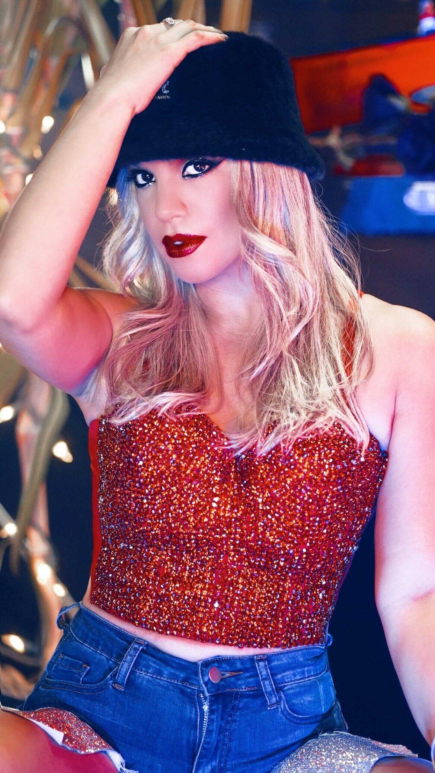 https://cdn.indiemusicreviews.net/images/scintillating-latin-pop-music-that-makes-the-audience-groove-jessi-o-releases-a-hit-new-single-la-mascarada-for-audiences-from-all-around-the-world.jpg