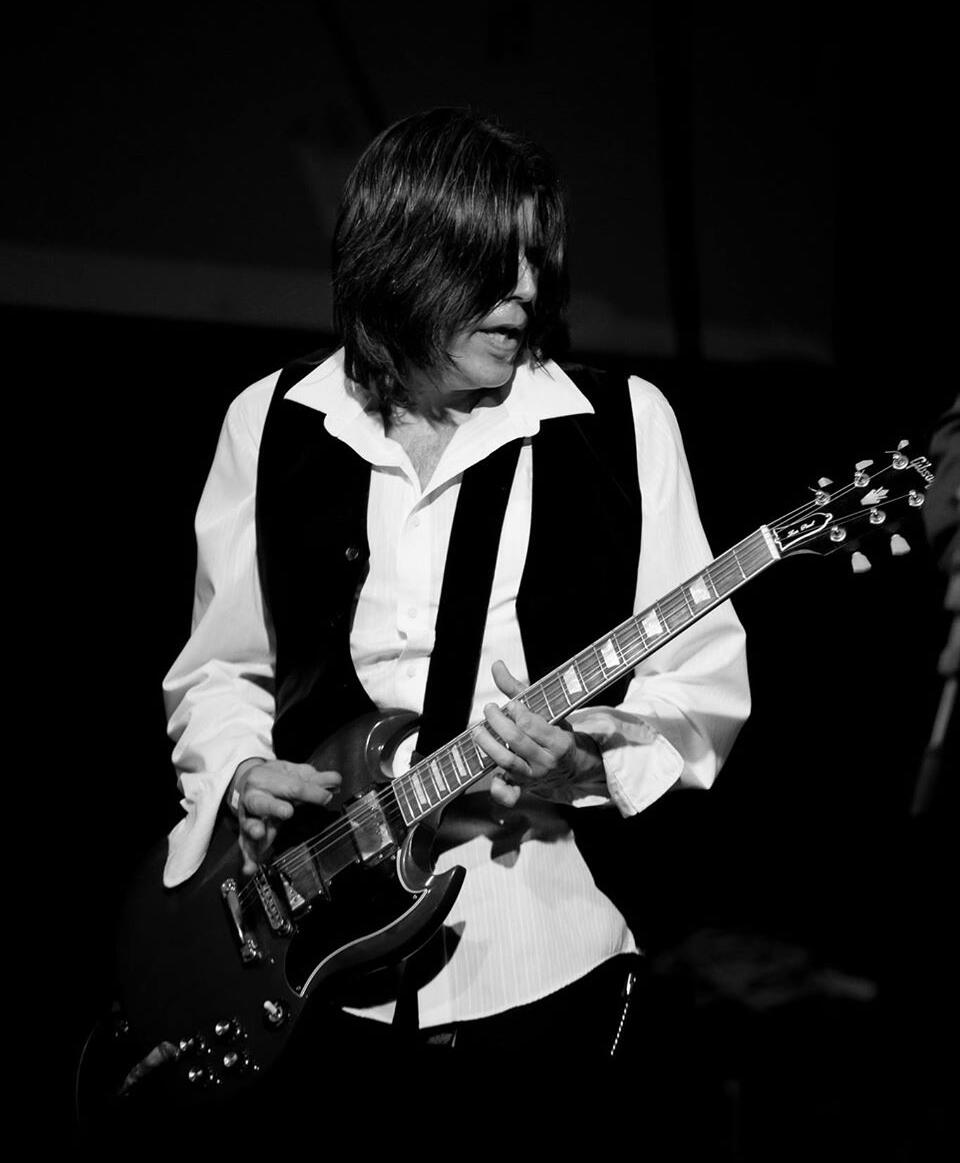 https://cdn.indiemusicreviews.net/images/scott-patton-is-reviving-rock-one-beat-at-a-time.jpg