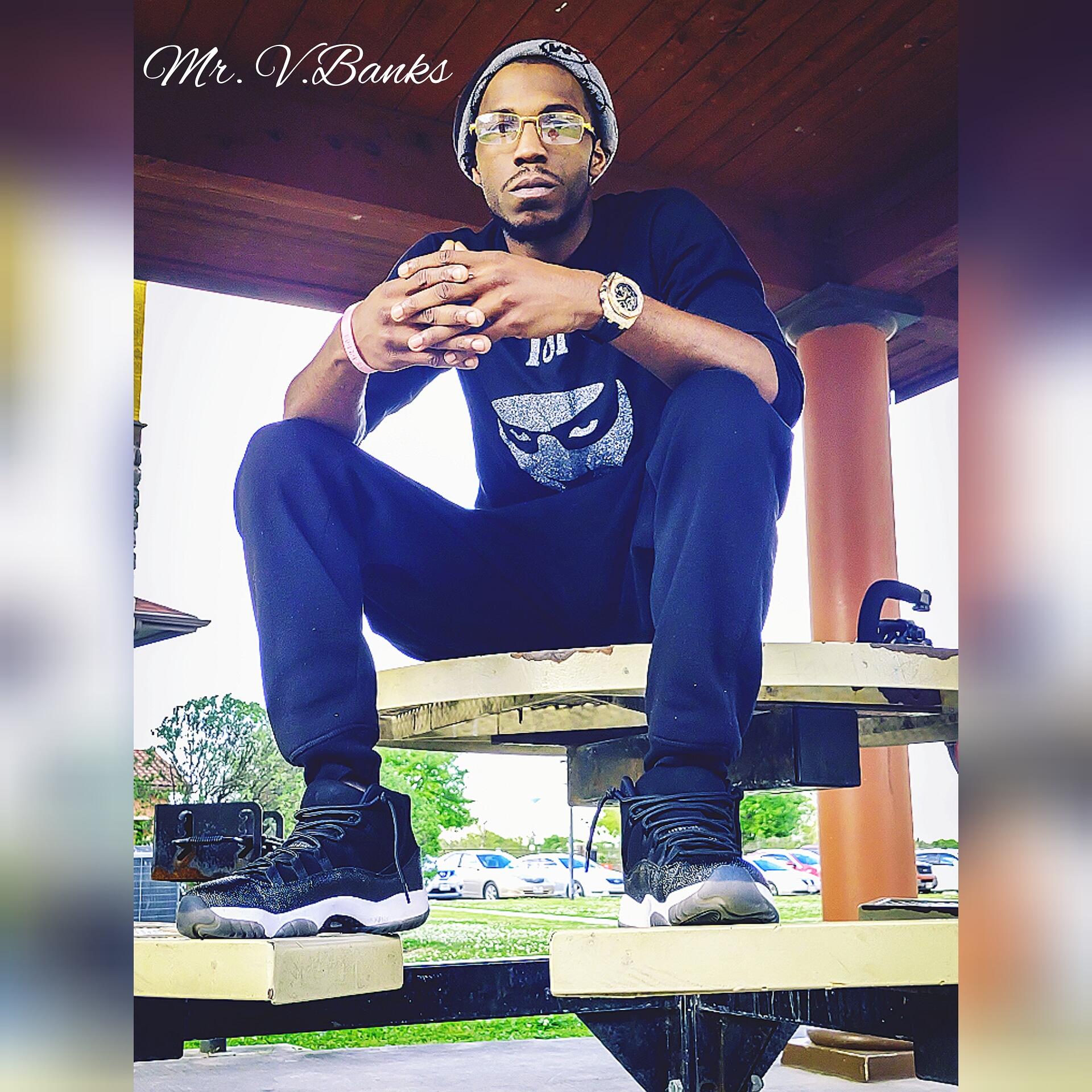 https://cdn.indiemusicreviews.net/images/seeking-to-provide-motivation-and-inspiration-through-his-words-introducing-to-the-world-mr-v-banks.jpg