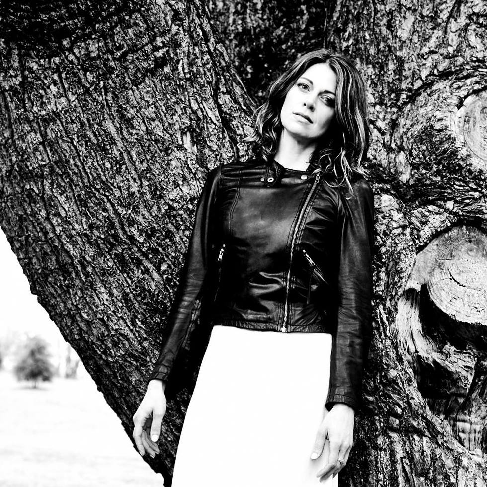 https://cdn.indiemusicreviews.net/images/singer-songwriter-kate-tucker-releases-new-single.jpg