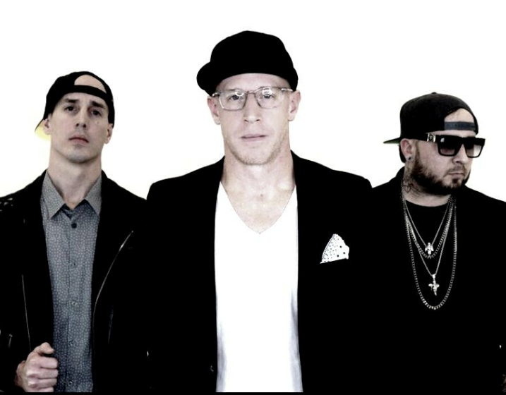 https://cdn.indiemusicreviews.net/images/sirens-i-believe-single.png