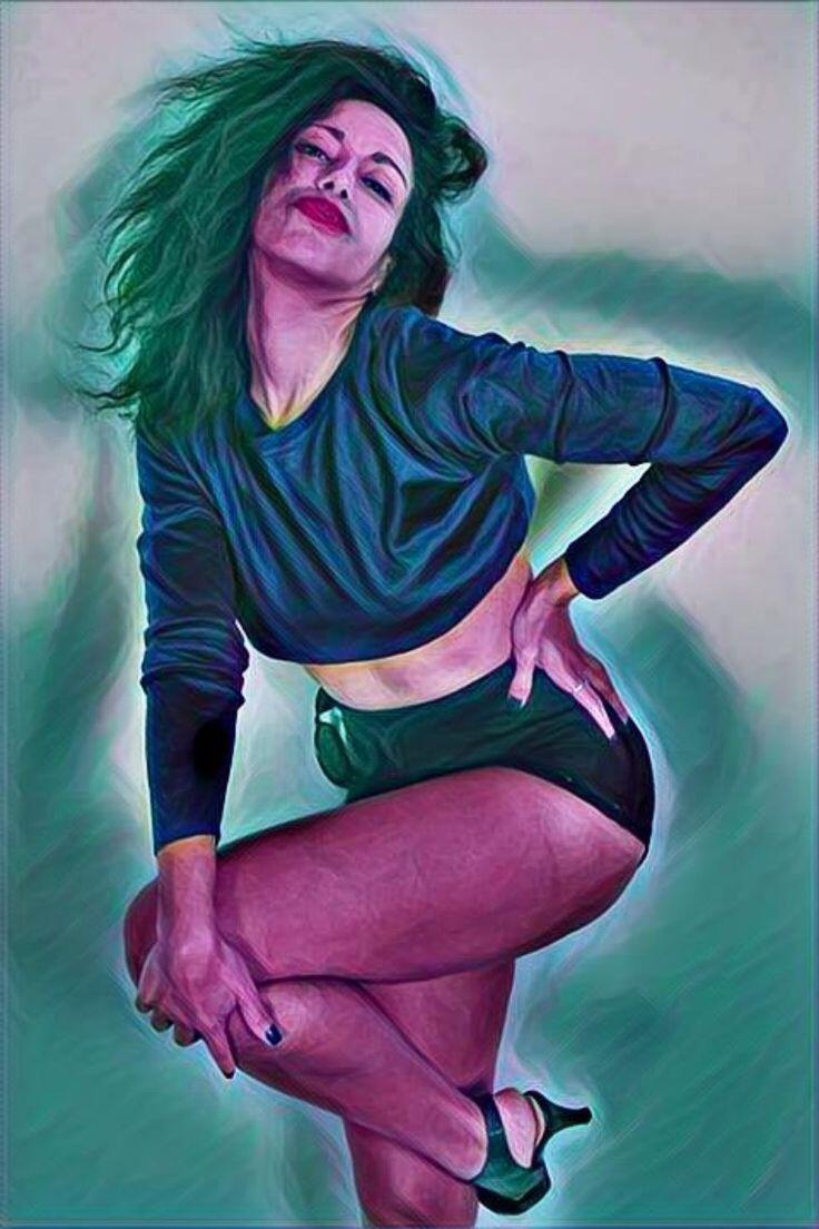 https://cdn.indiemusicreviews.net/images/stephanie-hertin-released-the-first-official-ep-album-light.jpg