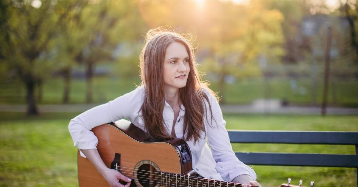 https://cdn.indiemusicreviews.net/images/stephanie-rose-releases-sprout-ep.jpg