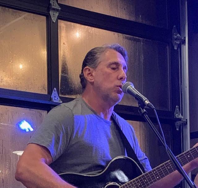 https://cdn.indiemusicreviews.net/images/steve-contino-releases-uplifting-new-single-to-brighten-your-playlist-feel-the-summer-with-pineapple-and-malibu.jpg