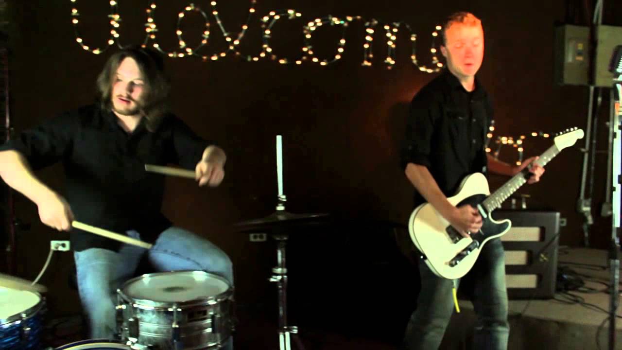 https://cdn.indiemusicreviews.net/images/the-electro-lights.jpg