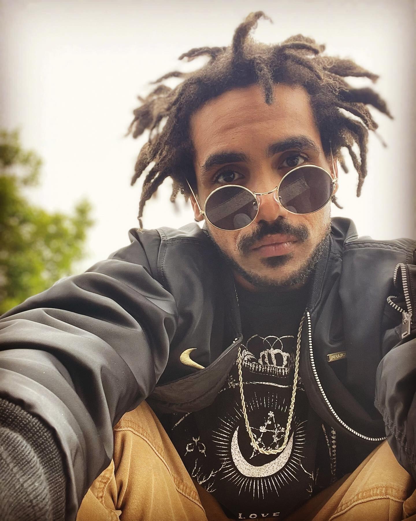 https://cdn.indiemusicreviews.net/images/the-new-prince-of-rap.jpg