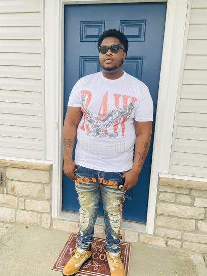 https://cdn.indiemusicreviews.net/images/the-pursuit-of-a-cathartic-rap-experience-rapper-lapole-dadon-will-be-the-next-big-thing-with-new-single-nowdays.jpg