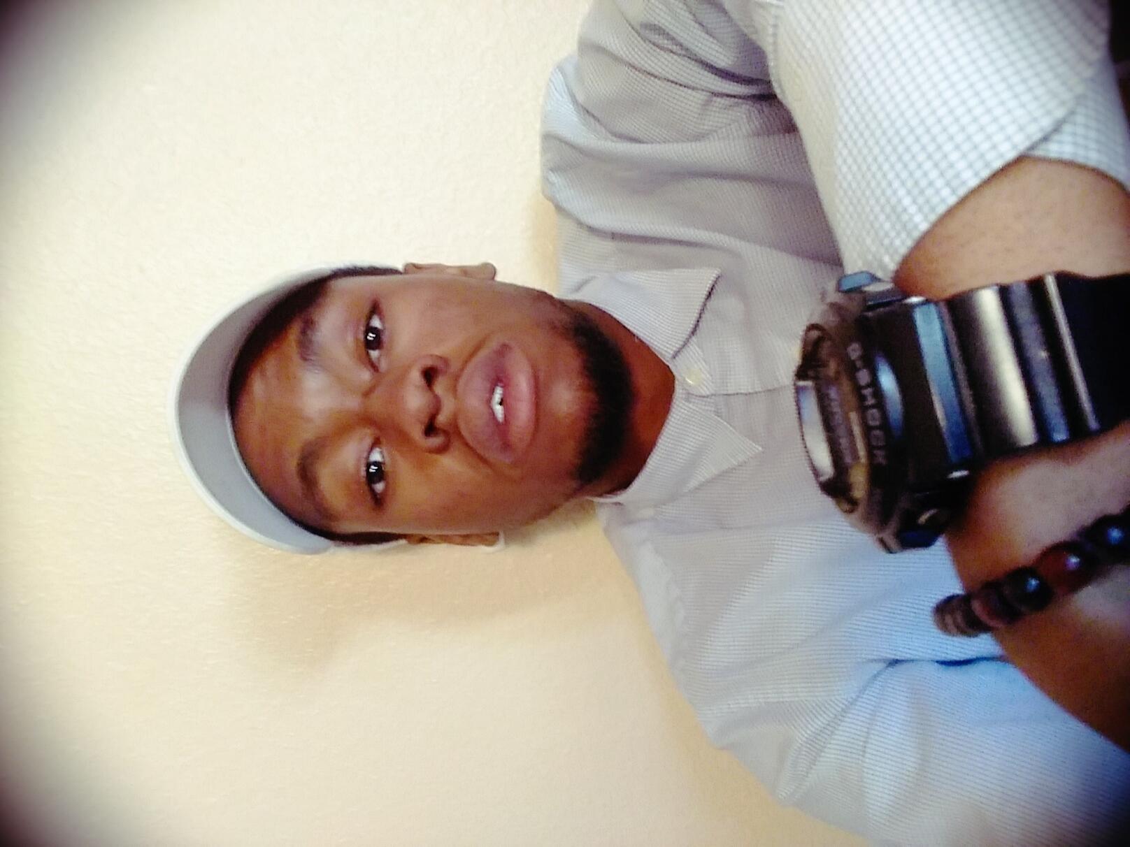 https://cdn.indiemusicreviews.net/images/the-rapper-who-cant-talk-right-til-he-has-the-mic.jpg