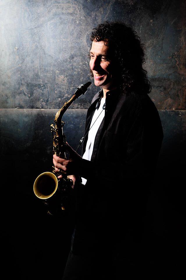 https://cdn.indiemusicreviews.net/images/the-soaring-sax-man-dave-panico.jpg