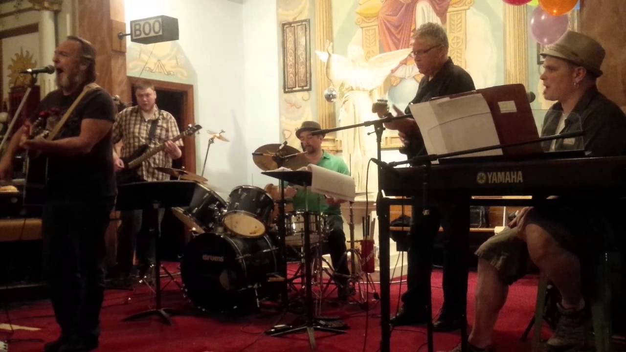https://cdn.indiemusicreviews.net/images/the-tod-hughes-project-changin-gears.jpg