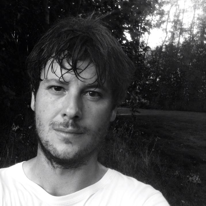 https://cdn.indiemusicreviews.net/images/thomas-charlie-pedersen-second-hand-war.jpg