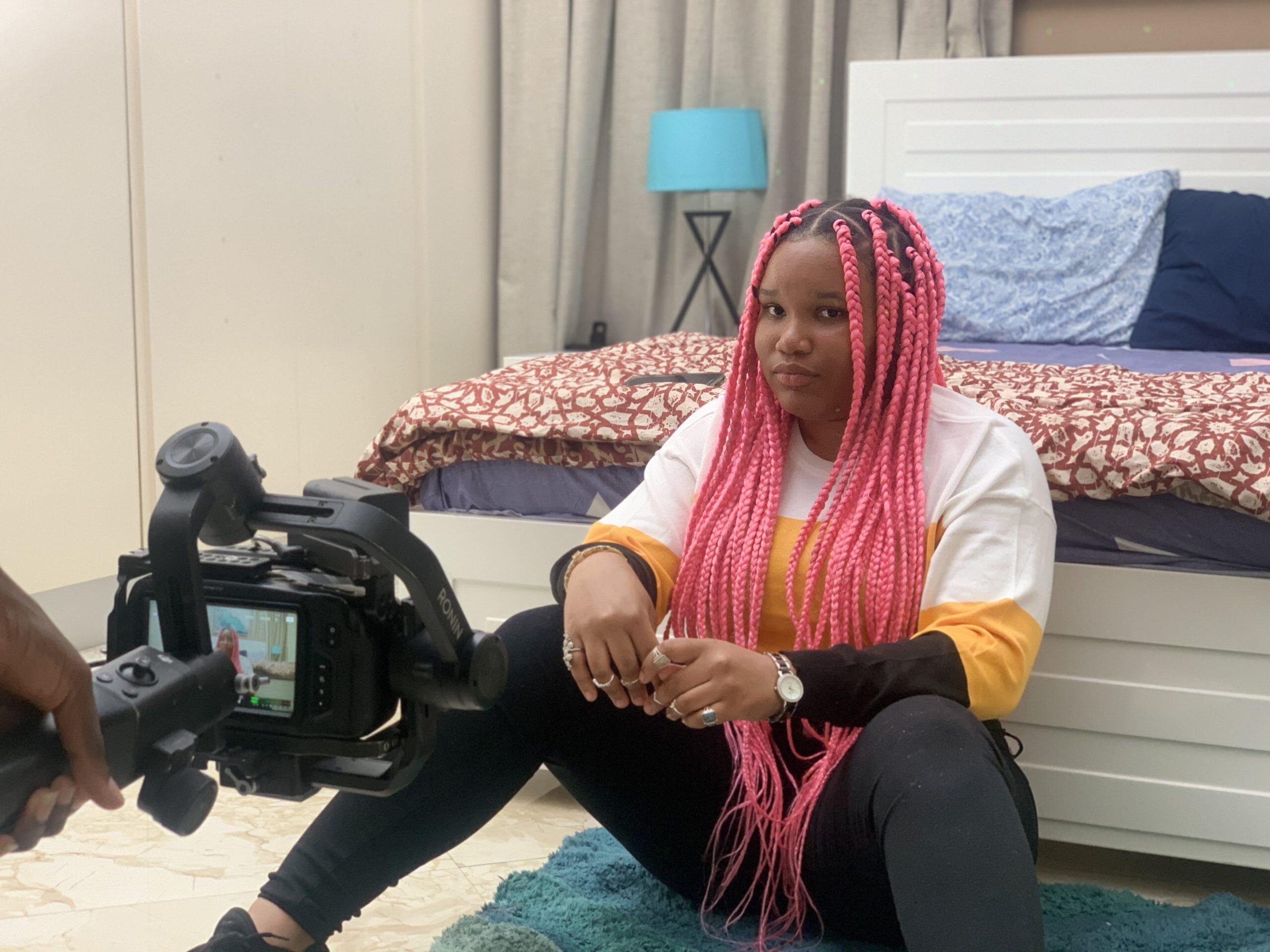 https://cdn.indiemusicreviews.net/images/unbridled-and-unique-fusions-of-rampb-afrobeats-and-world-music-dynamic-artist-lady-quizzy-releases-new-single.jpg