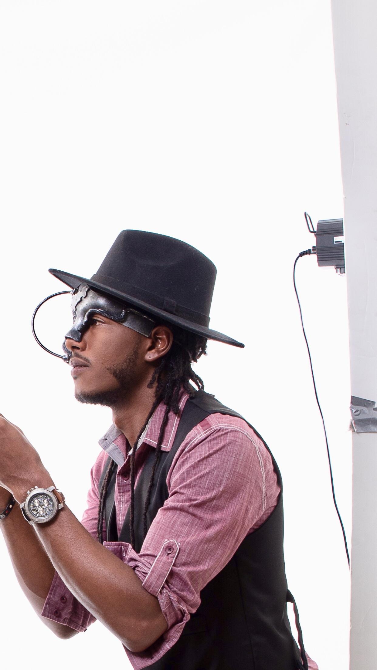 https://cdn.indiemusicreviews.net/images/up-and-coming-dancehall-reggae-artist-makes-listeners-groove-with-style.jpg