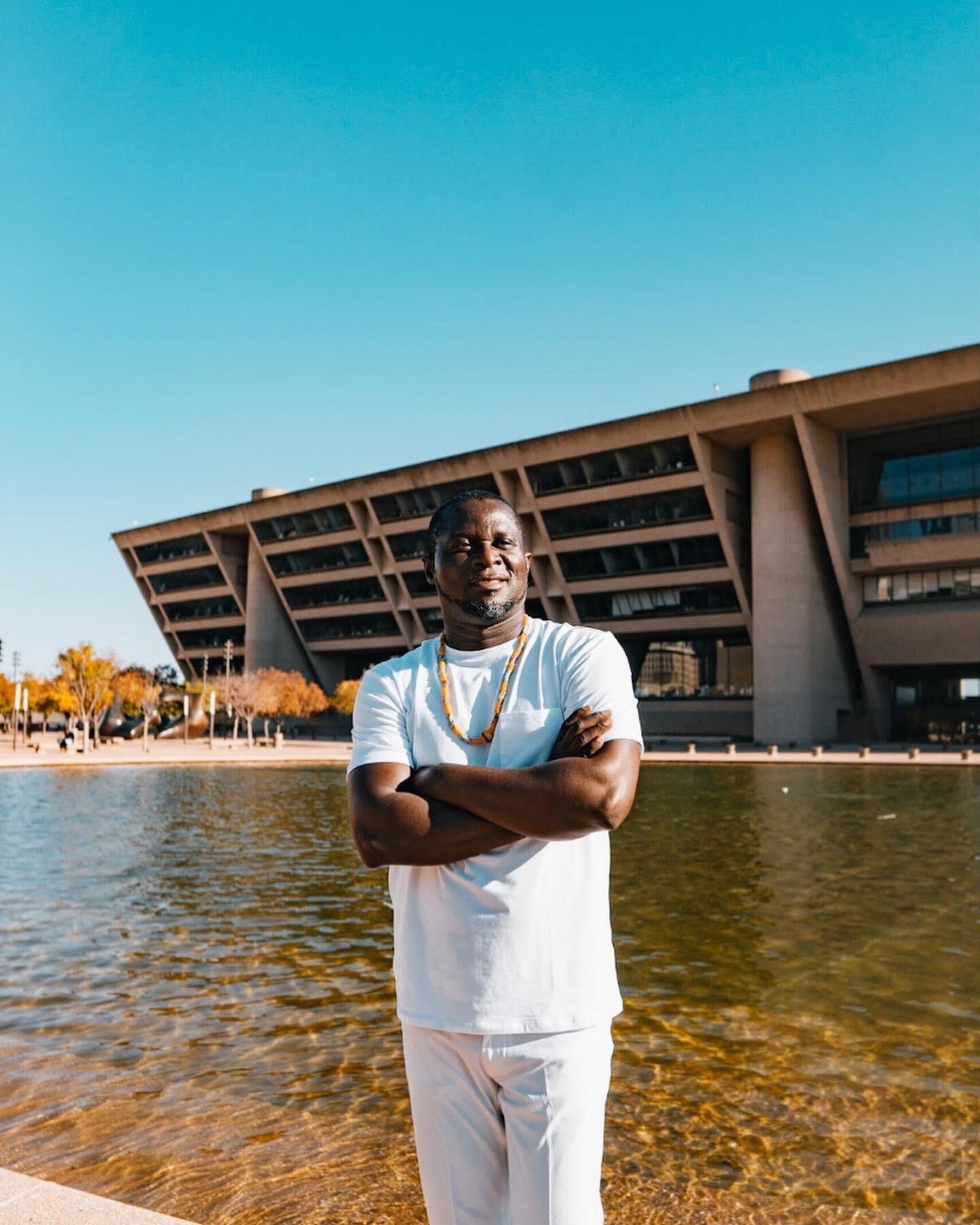 https://cdn.indiemusicreviews.net/images/vibrant-and-inspirational-gospel-music-kenneth-appiah-and-the-yzmen-release-a-mix-of-gospel-jazz-and-world-music-that-connects-with-listeners-all-over-the-world.jpg