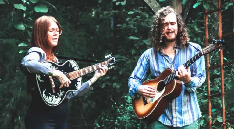https://cdn.indiemusicreviews.net/images/websters-wheel-release-new-lp.png