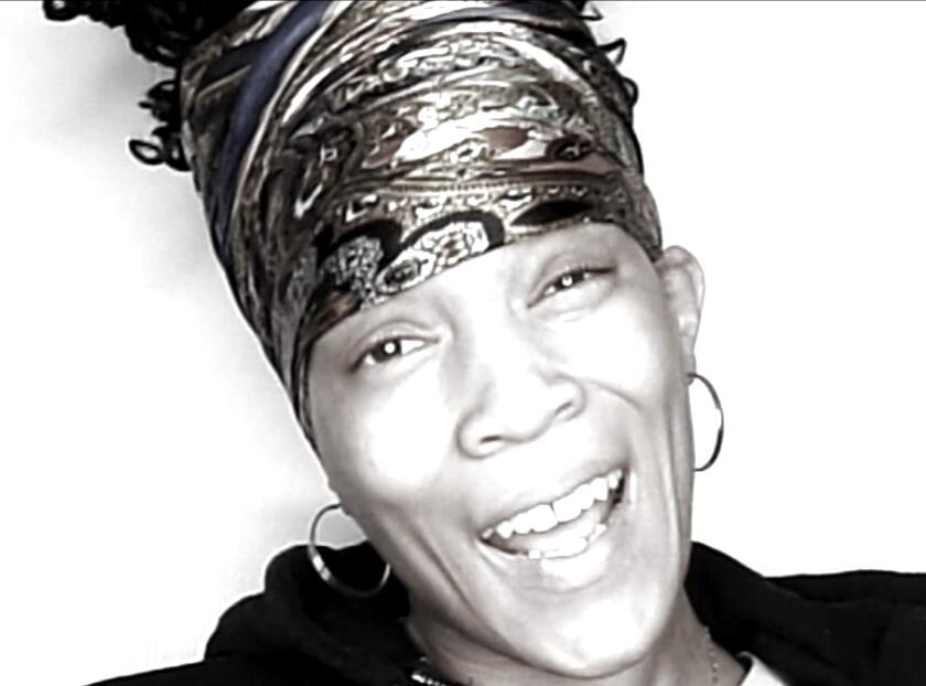 https://cdn.indiemusicreviews.net/images/women-in-music-delivering-hardcore-and-stirring-hip-hop-tunes-slredd-set-to-captivate-with-new-performance.jpg