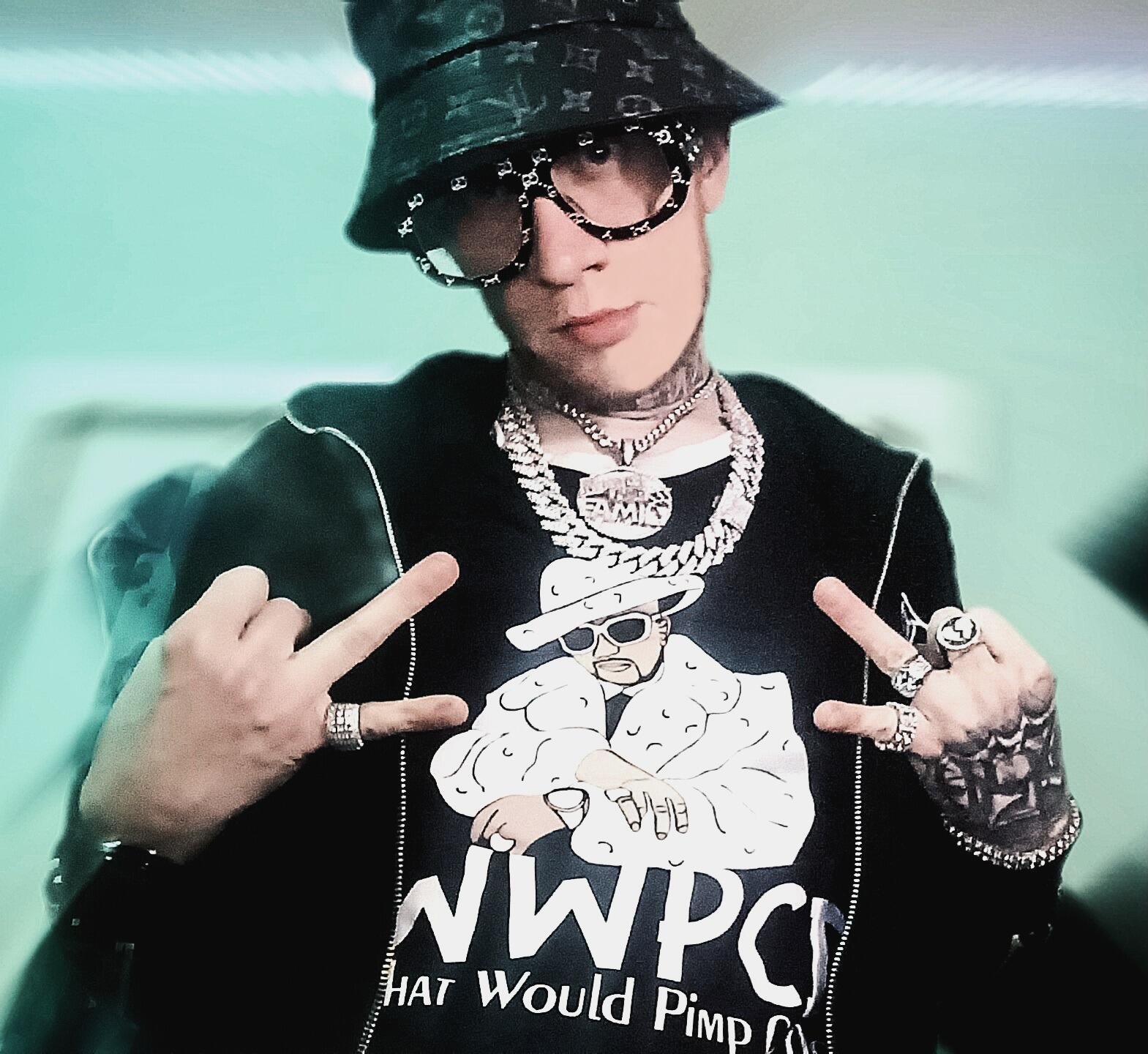 https://cdn.indiemusicreviews.net/images/woozywhiteboy-is-one-of-the-most-underrated-rap-artists-from-alabama-and-has-the-potential-to-become-the-next-heavy-hitter-of-southern-rap-music.jpg